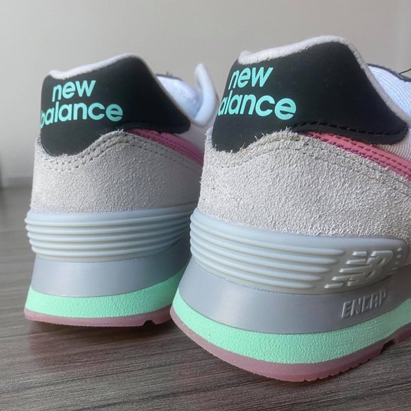 New Balance 574 Sneakers Women's Shoes WL574SAT - Picture 8 of 16